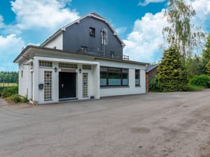 thumbnail: Exterior