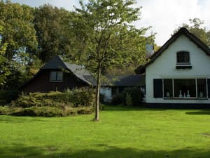 thumbnail: Exterior