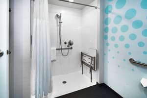 thumbnail: Bathroom shower