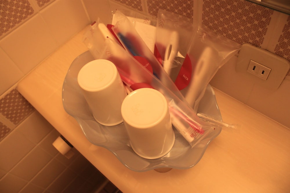 Bathroom amenities