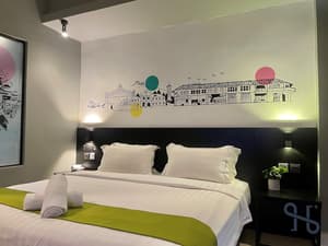 thumbnail: Room