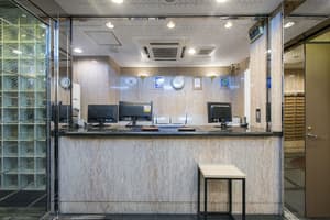 thumbnail: Reception