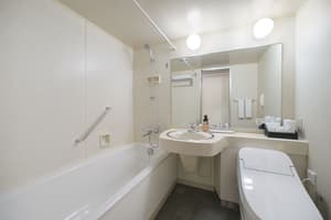 thumbnail: Bathroom