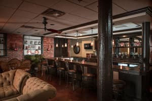 thumbnail: Bar (on property)