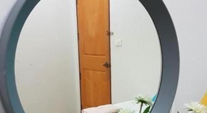 220474588.jpg