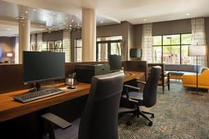 thumbnail: Business center