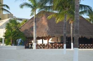 thumbnail: Exterior