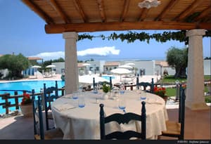 thumbnail: Restaurant