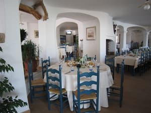 thumbnail: Restaurant