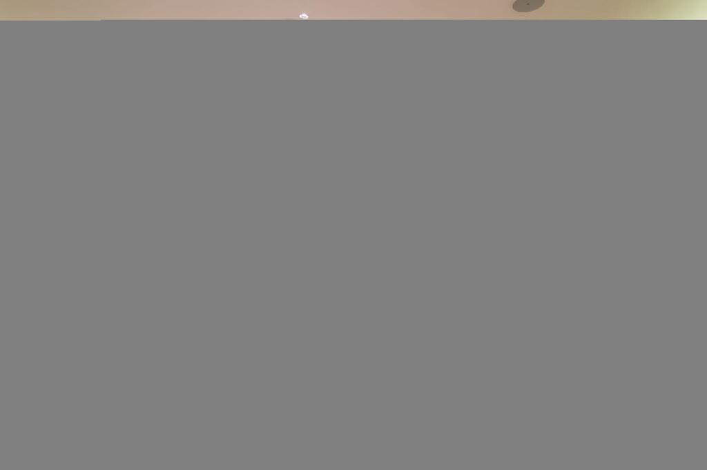ec9a3d93eb48146cf30f5dd7e7f0349f.jpg