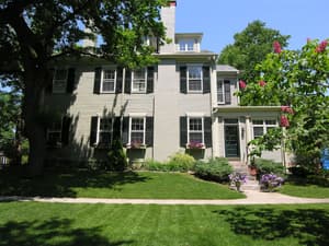 thumbnail: Exterior