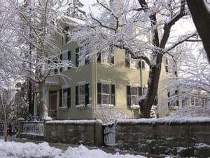 thumbnail: Exterior