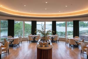 thumbnail: Restaurant