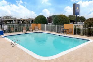 thumbnail: Pool