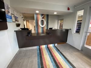 thumbnail: Reception