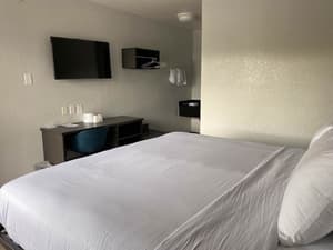 thumbnail: Room amenity