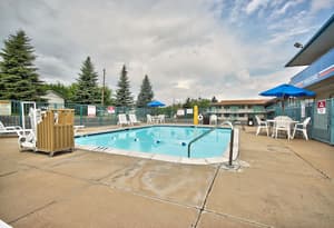 thumbnail: Outdoor pool
