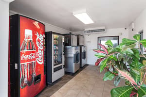 thumbnail: Vending machine