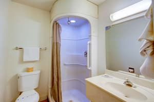 thumbnail: Bathroom sink