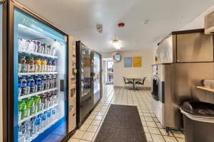 thumbnail: Vending machine
