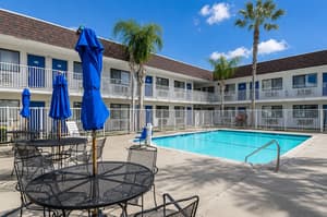 thumbnail: Outdoor pool