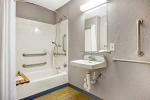 thumbnail: Bathroom