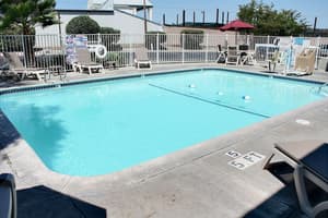 thumbnail: Outdoor pool