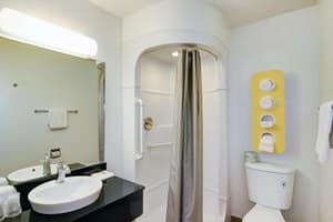 thumbnail: Bathroom