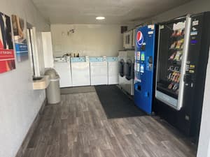 thumbnail: Vending machine
