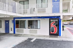thumbnail: Property entrance
