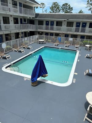thumbnail: Pool
