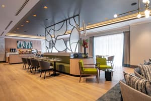 thumbnail: Lounge