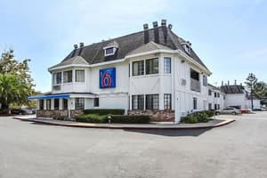 thumbnail: Exterior