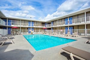 thumbnail: Outdoor pool