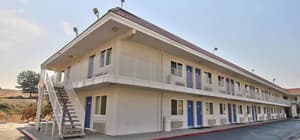 thumbnail: Exterior