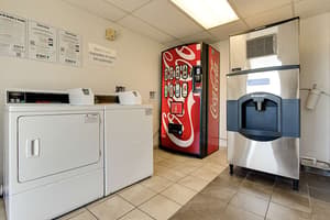thumbnail: Vending machine