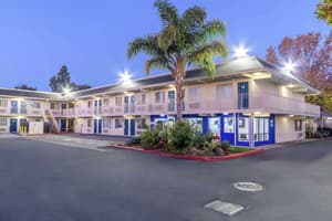 thumbnail: Exterior