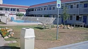 thumbnail: Exterior