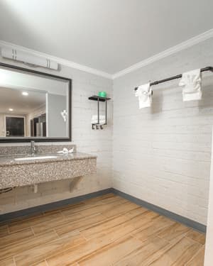 thumbnail: Bathroom