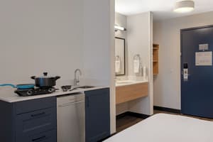 thumbnail: Private kitchenette