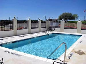 thumbnail: Pool