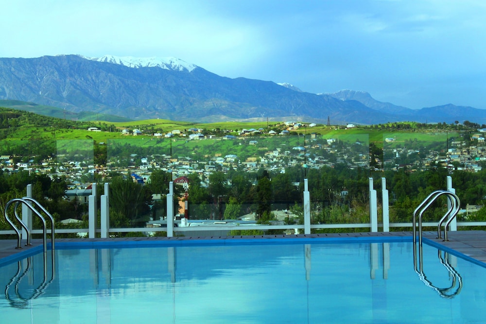 Rooftop pool
