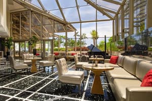 thumbnail: Bar (on property)