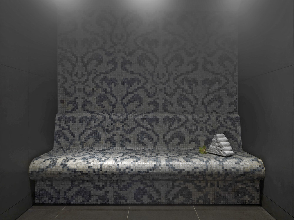 Steam room