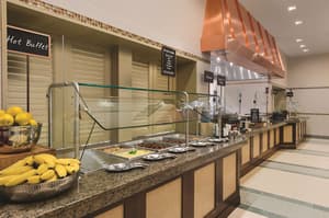 thumbnail: Breakfast area