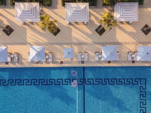 thumbnail: Pool