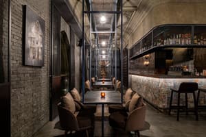 thumbnail: Bar (on property)