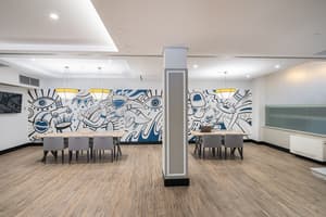 thumbnail: Business center