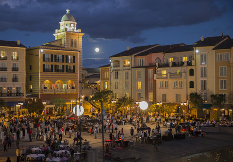 Harbor Nights Exterior