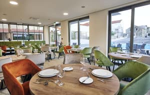 thumbnail: Dining